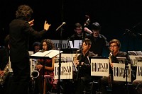 Big Band Estarrejazz contracena com Carlos Azevedo